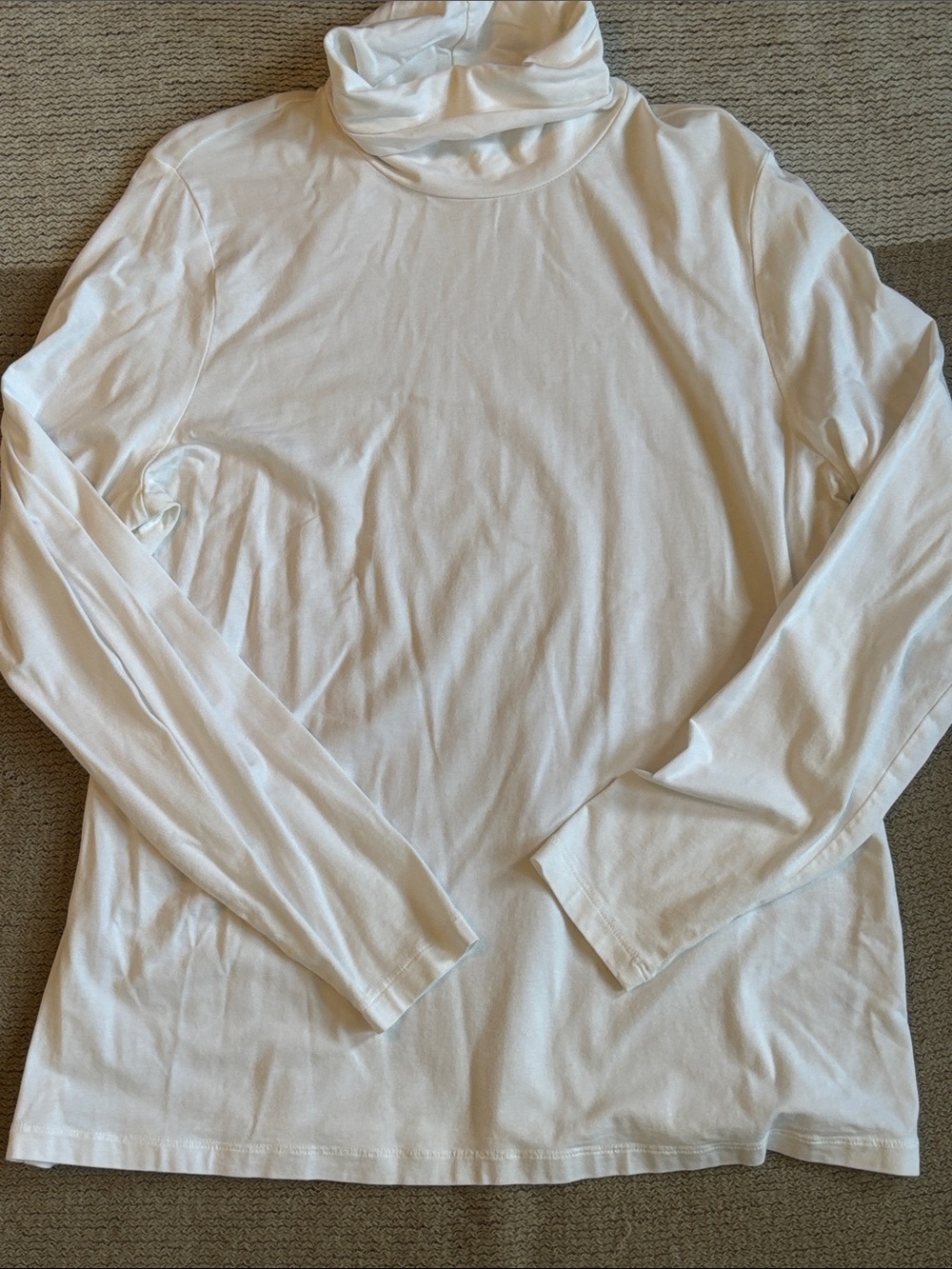 Lands' End White Long-Sleeve Turtleneck Top - Women's